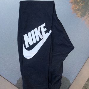 NEW Nike leggings